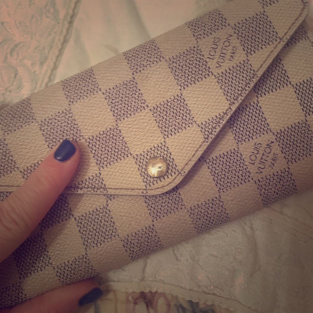 Classic Damien Azur LV Wallet